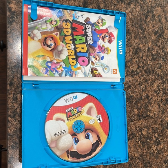 Wii U Super Mario 3D World - Picture 2 of 4
